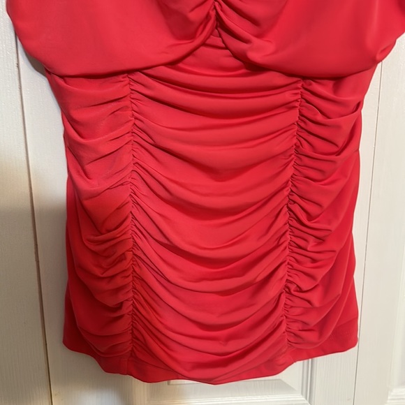 Peach ruffled dressy sleeveless top - Picture 3 of 4